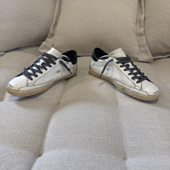 Golden Goose Sneakers in white Nappa leather with red suede star. EU45 - Picture 5 of 5